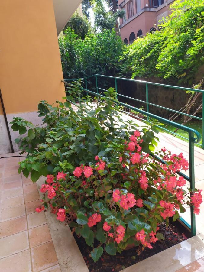 Angolo Sul Giardino Rome Extérieur photo